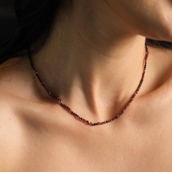 Tiny Garnet Beaded Choker Minimalist Layering Necklace Waterproof Gold PRETTY - Picture 5 of 11
